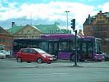 Örebro Stadsbussar har fått nya färg. Lila.