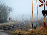 Här ses vi 2 olka banor mötas i Håkantorp... Till vänster har vi Kinnekullebanan och till höger Västra Stambanan