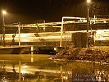 SJ X2 411 passerar Göta Kanal i Töreboda Fotograf: Nikodemus Vesterinen